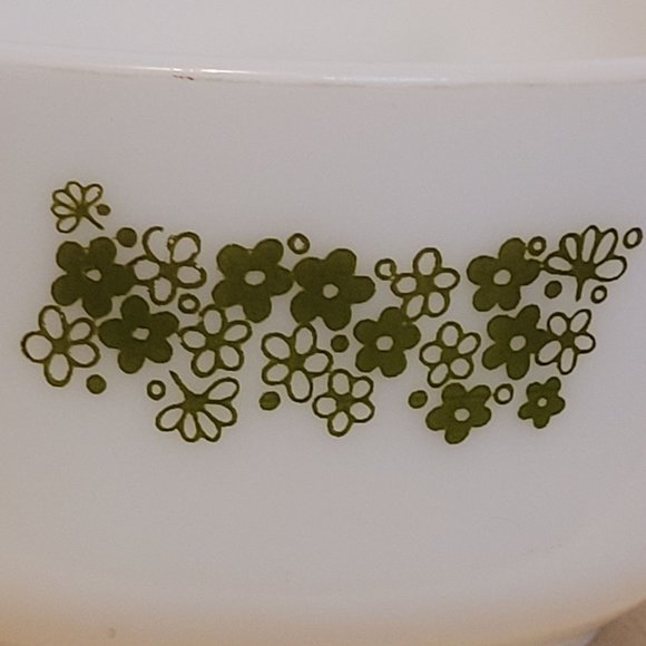 Vintage Pyrex Spring Blossom Gravy Boat Milk Glass Green Crazy Daisy 77-B - Picture 3 of 10
